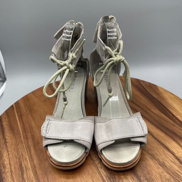 Sorel Joanie Sandals Womens Size 9 Gray Leather Peep Toe Wedge Casual Comfort - Picture 2 of 8